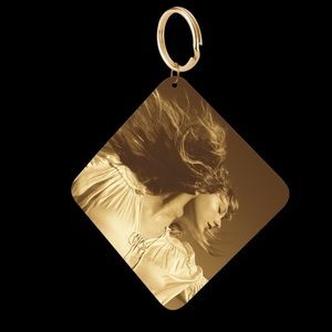Taylor Swift Fearless (TV) Metal Keychain